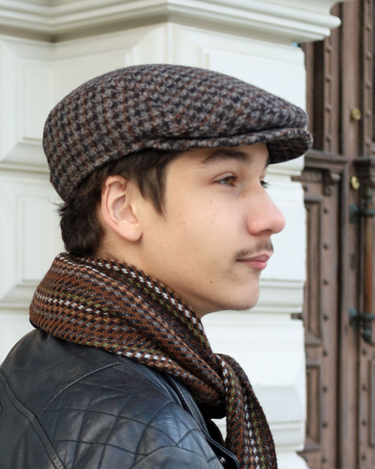 Länsilakki Aleksi 1817 ruutu korvaläpillä